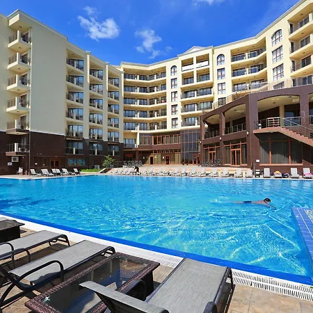 3- In Golden Line Lejlighed Golden Sands